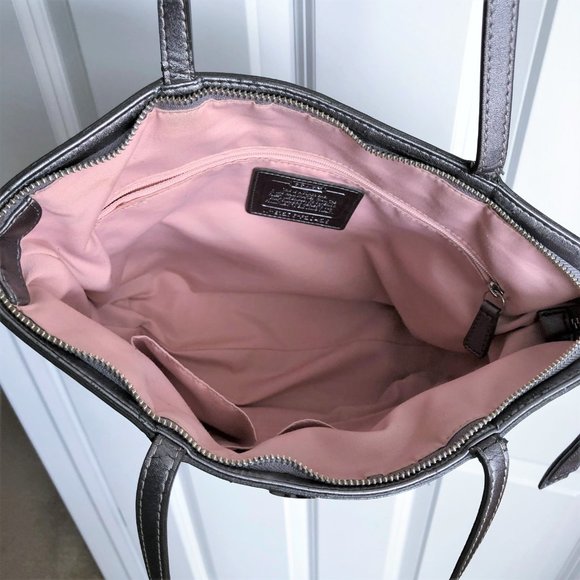 "SOLD" -COACH Silver Signature Metallic Tote Purse - Picture 6 of 12